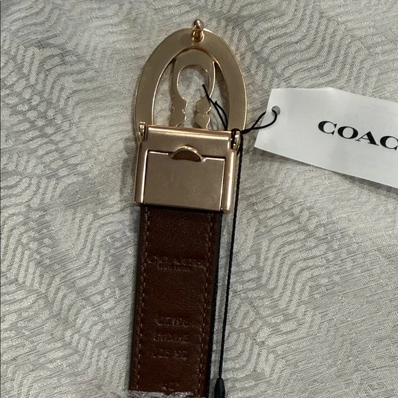 Coach Signature Canvas Belt Cut to Size and Reversible - Picture 4 of 10